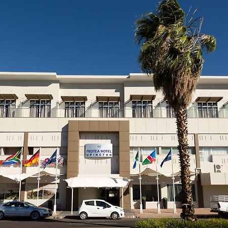 Protea Hotel by Marriott Upington Exteriör bild