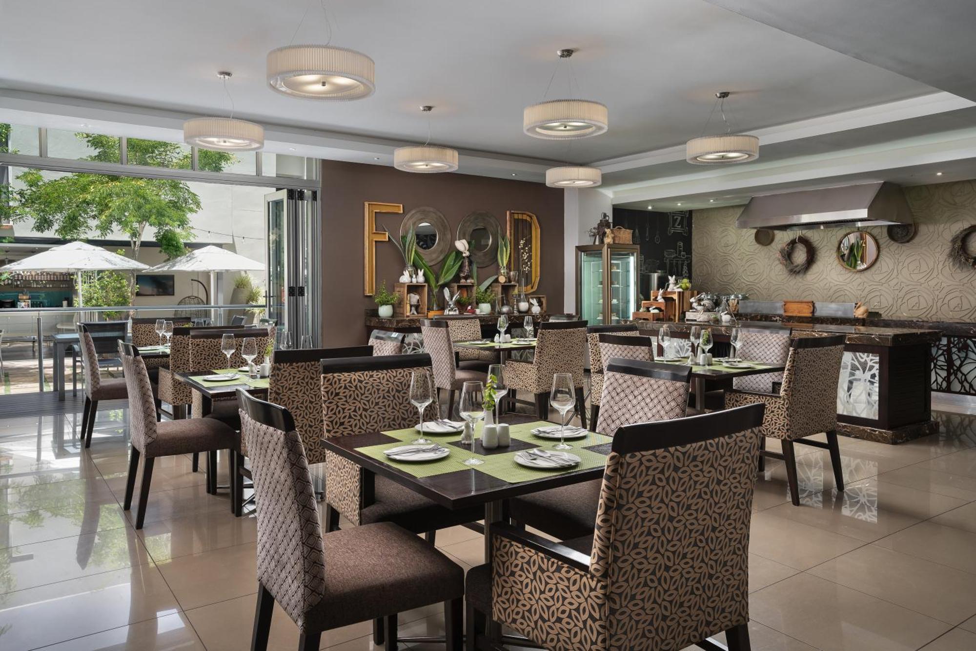 Protea Hotel by Marriott Upington Exteriör bild