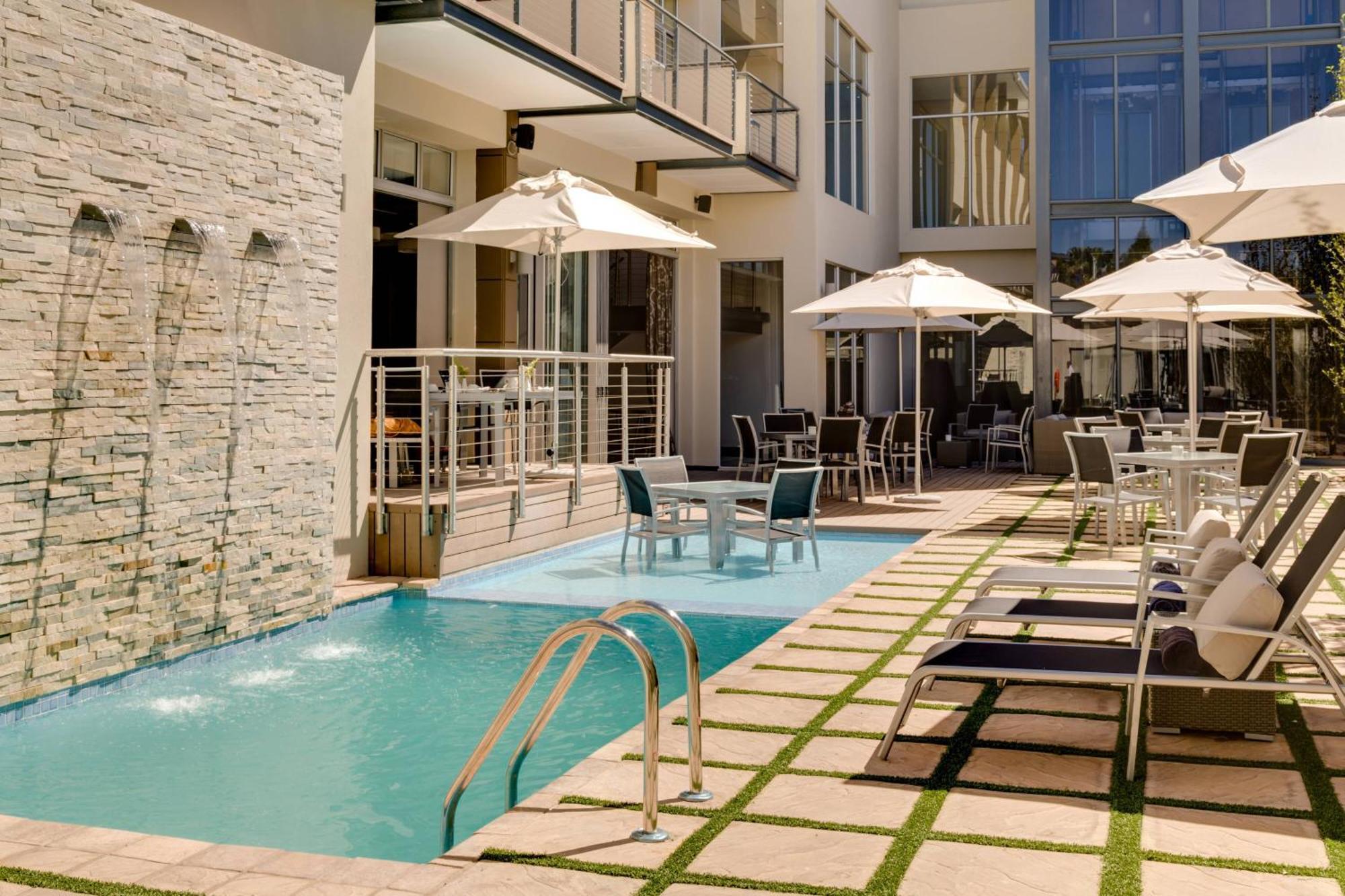 Protea Hotel by Marriott Upington Exteriör bild